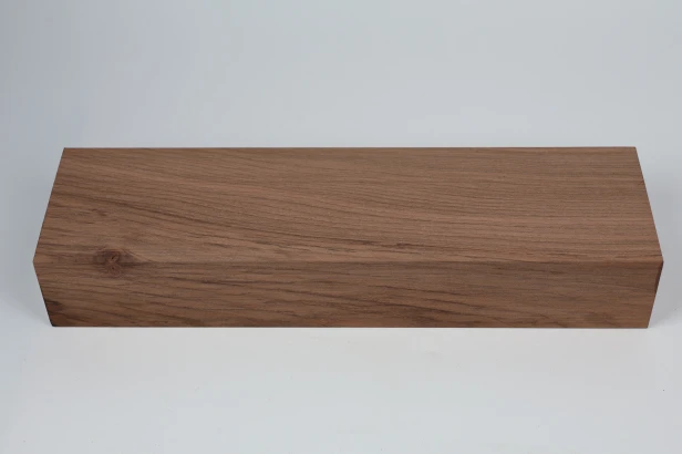 Orzech Kaukaski Caucasian Walnut drewno do toczenia kantówka wood for turning Timber