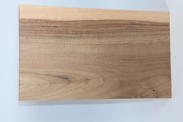 Orzech włoski Walnut drewno do toczenia kantówka wood for turning Timber
