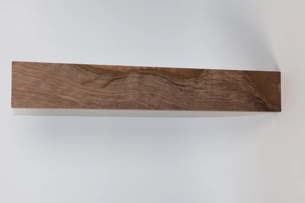 Orzech Kaukaski Caucasian Walnut listwa drewniana wooden strip