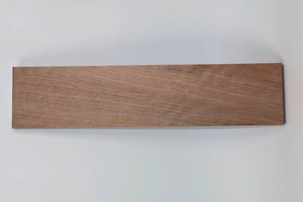 Orzech Kaukaski Caucasian Walnut listwa drewniana wooden strip
