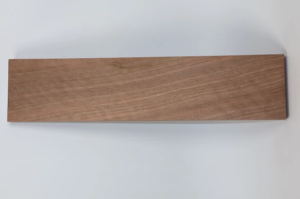 Orzech Kaukaski Fala Flame Caucasian Walnut listwa drewniana wooden strip