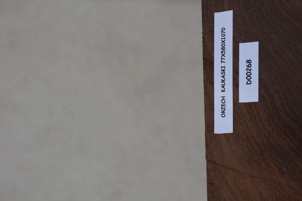 Orzech Kaukaski Caucasian Walnut deska drewniana drewno na kolby broń wooden board wood for gunstocks
