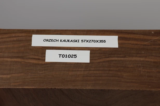 Orzech Kaukaski Caucasian Walnut drewno do toczenia wood for turning