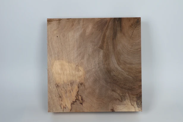 Orzech Kaukaski Caucasian Walnut drewno do toczenia wood for turning