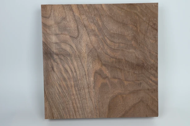 Orzech Kaukaski Caucasian Walnut drewno do toczenia wood for turning