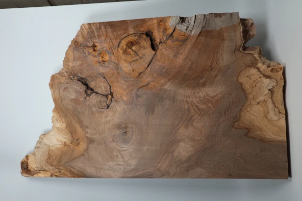 Orzech Kaukaski Caucasian Walnut
