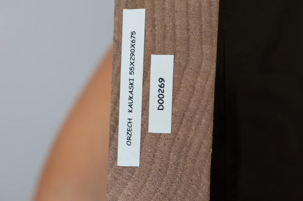 Orzech Kaukaski Caucasian Walnut deska drewniana wooden board