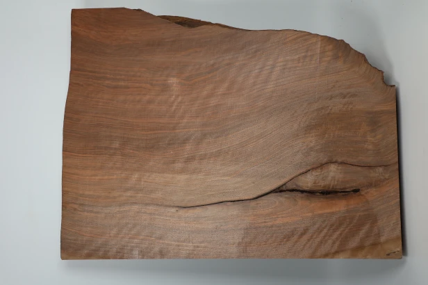Orzech Kaukaski Fala Flame Caucasian Walnut deska drewniana wooden board