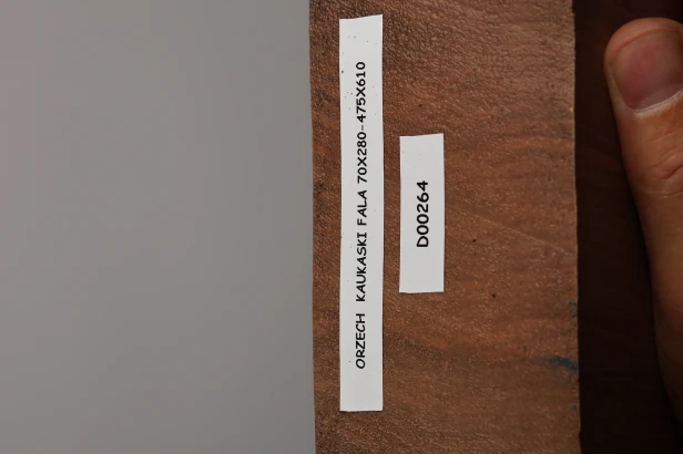 Orzech Kaukaski Fala Flame Caucasian Walnut deska drewniana wooden board