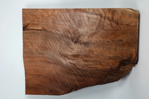 Orzech Kaukaski Fala Flame Caucasian Walnut deska drewniana wooden board