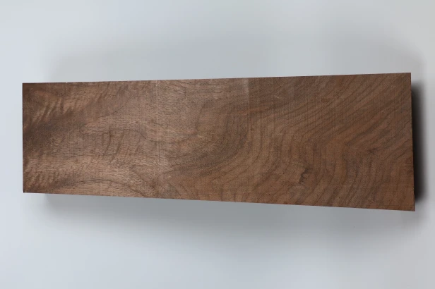 Orzech Kaukaski Fala Flame Caucasian Walnut drewno do toczenia kantówka drewno na kolby broń wood for turning Timber wood for gunstocks
