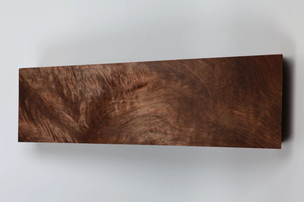 Orzech Kaukaski Fala Flame Caucasian Walnut drewno do toczenia kantówka drewno na kolby broń wood for turning Timber wood for gunstocks