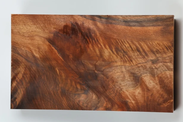 Orzech Kaukaski Fala Flame Caucasian Walnut drewno do toczenia kantówka wood for turning Timber