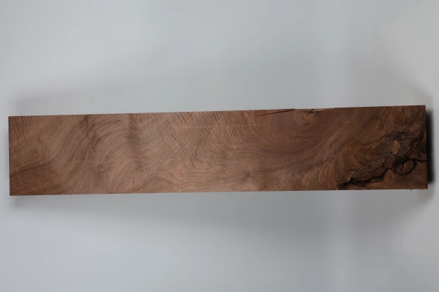 Orzech Kaukaski Fala Flame Caucasian Walnut drewno do toczenia kantówka drewno na kolby broń wood for turning Timber wood for gunstocks