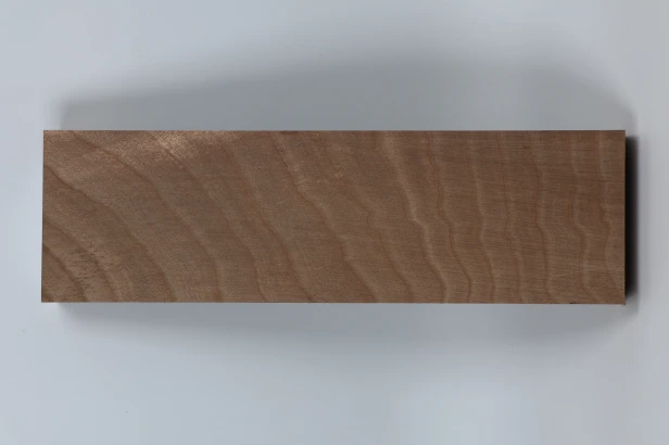 Orzech Kaukaski Caucasian Walnut drewno do toczenia kantówka wood for turning Timber