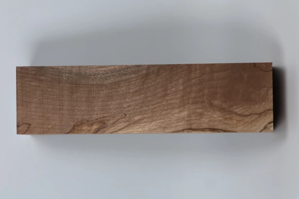 Orzech Kaukaski Caucasian Walnut drewno do toczenia kantówka wood for turning Timber
