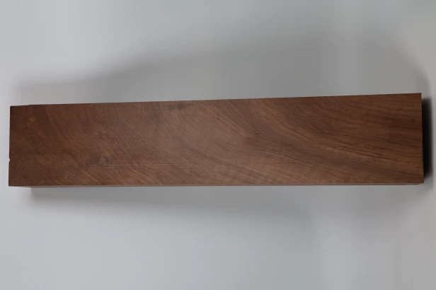 Orzech Kaukaski Caucasian Walnut drewno do toczenia kantówka wood for turning Timber