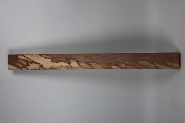 Orzech Kaukaski Spalted Caucasian Walnut drewno do toczenia kantówka wood for turning Timber