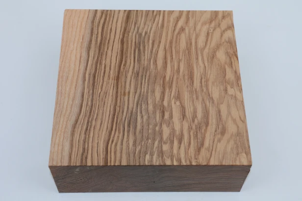 Jesion Rdzeniowy Oliwkowy Olive Heartwood Ash drewno do toczenia wood for turning