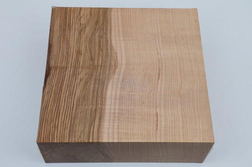 Jesion Rdzeniowy Oliwkowy Fala Flame Olive Heartwood Ash drewno do toczenia wood for turning