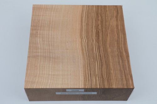 Jesion Rdzeniowy Oliwkowy Fala Flame Olive Heartwood Ash drewno do toczenia wood for turning