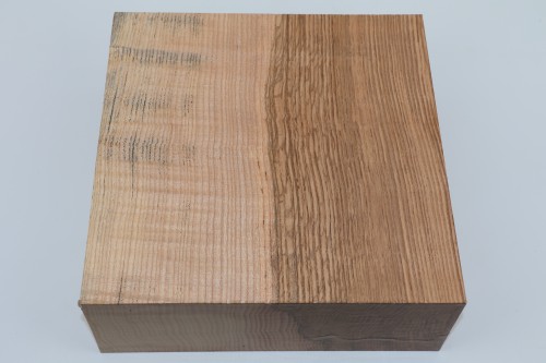 Jesion Rdzeniowy Oliwkowy Fala Flame Olive Heartwood Ash drewno do toczenia wood for turning