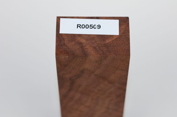 Orzech kalifornijski Claro drewno na rękojeść noża