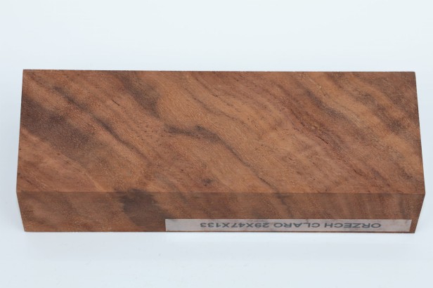 Orzech kalifornijski Claro drewno na rękojeść noża