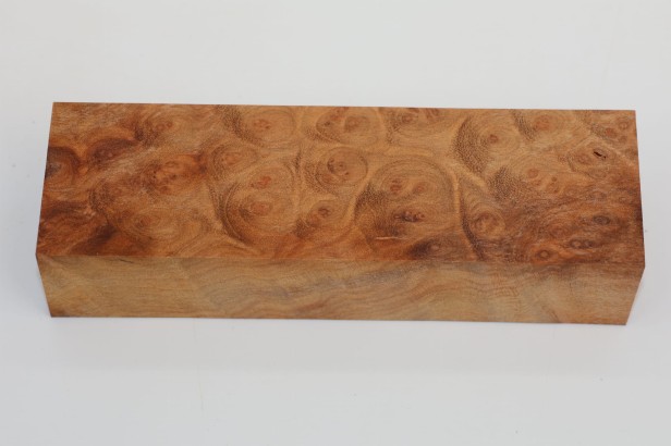 Kamfora czeczot camphor burl drewno na rękojeść noża wood for knifes