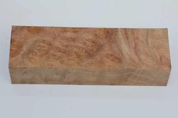 Kamfora czeczot camphor burl drewno na rękojeść noża wood for knifes