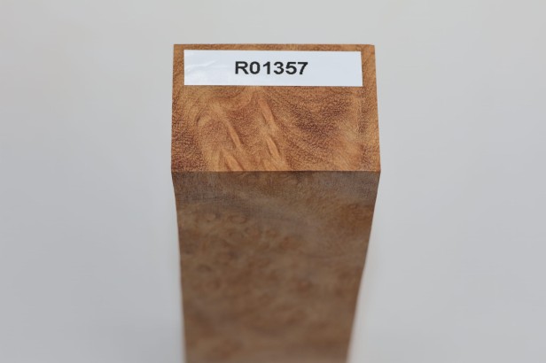 Kamfora czeczot camphor burl drewno na rękojeść noża wood for knifes
