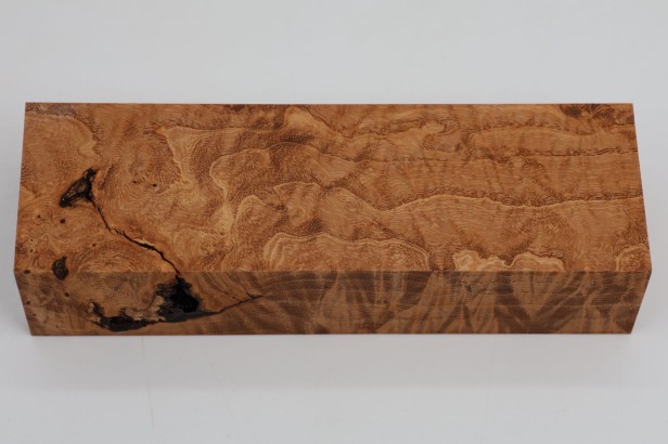 Jesion czeczot fala brązowe stabilizowane drewno na biżuterię